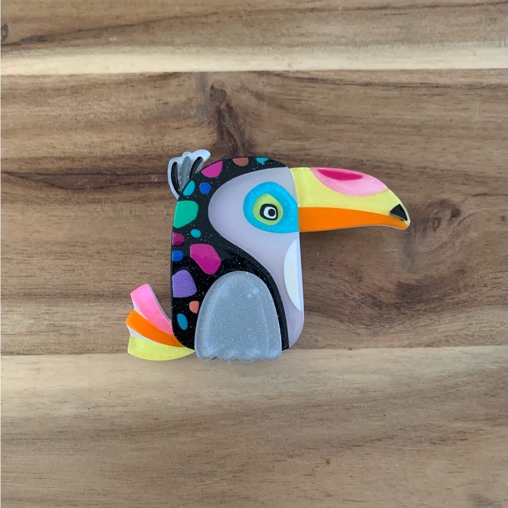 Erstwilder Tara The Toucan Brooch Bird Pin NWOT